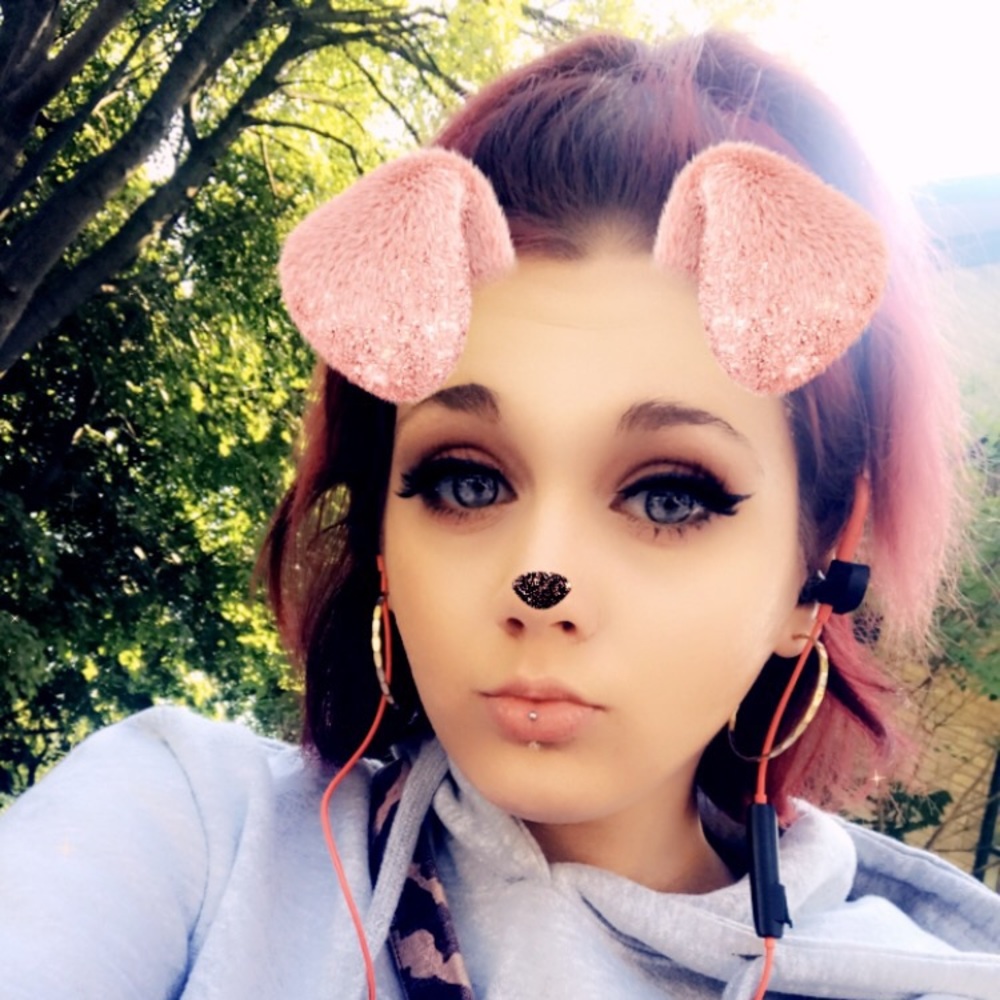 Meet your Posher, Alanna